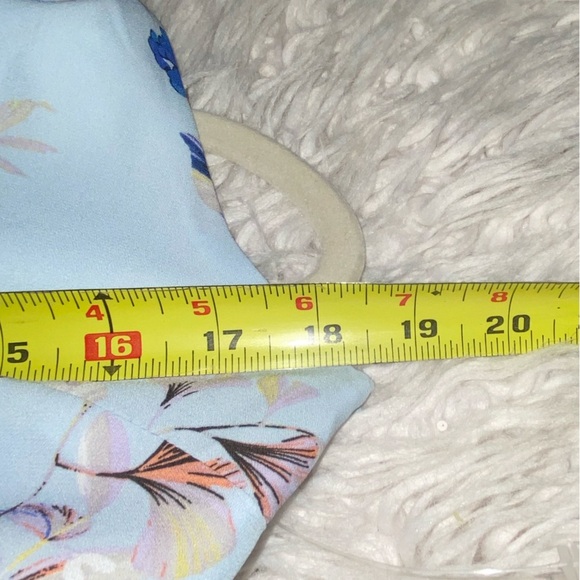 BANANA REPUBLIC Faux Wrap High Low Floral Ruffle Dress. Size 4 tall - Picture 8 of 13